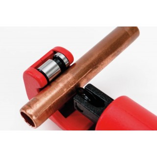 CORTATUBOS TELESCOPICO CU 35MM.